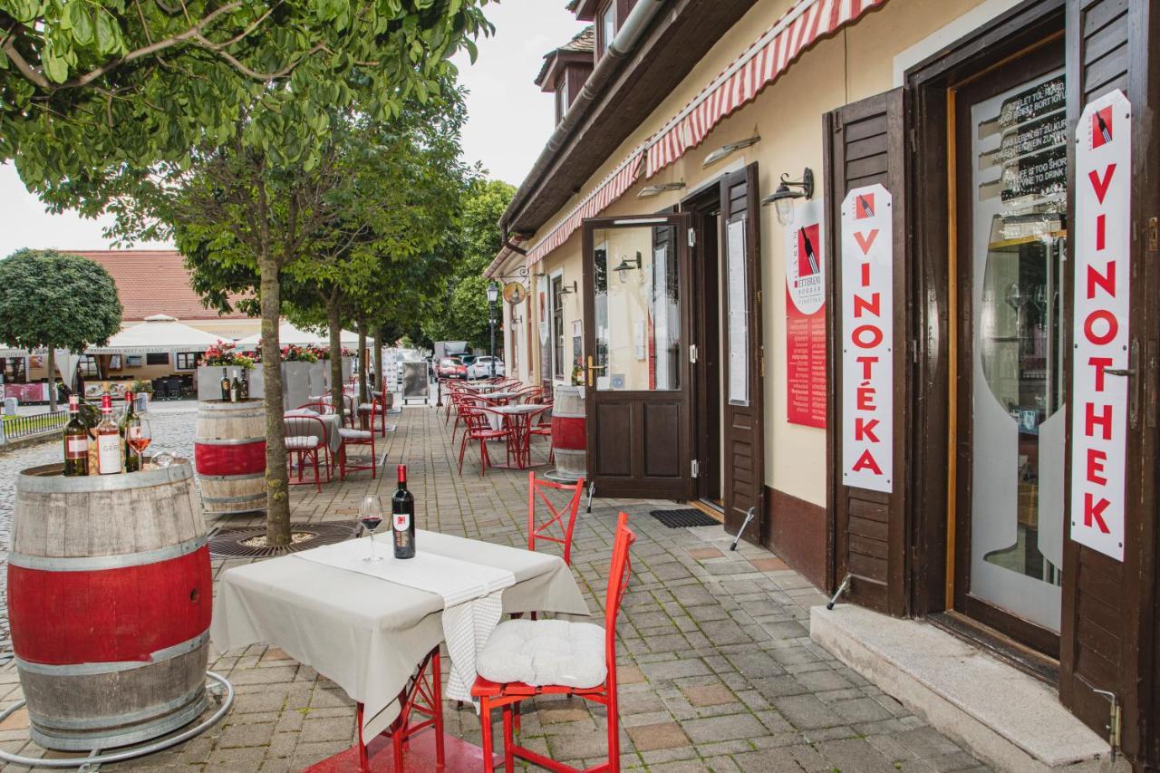 Riviera Rooms Vendegszobak Mosonmagyaróvár Εξωτερικό φωτογραφία